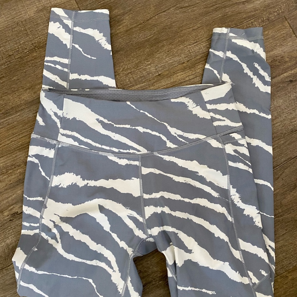 CALIA leggings